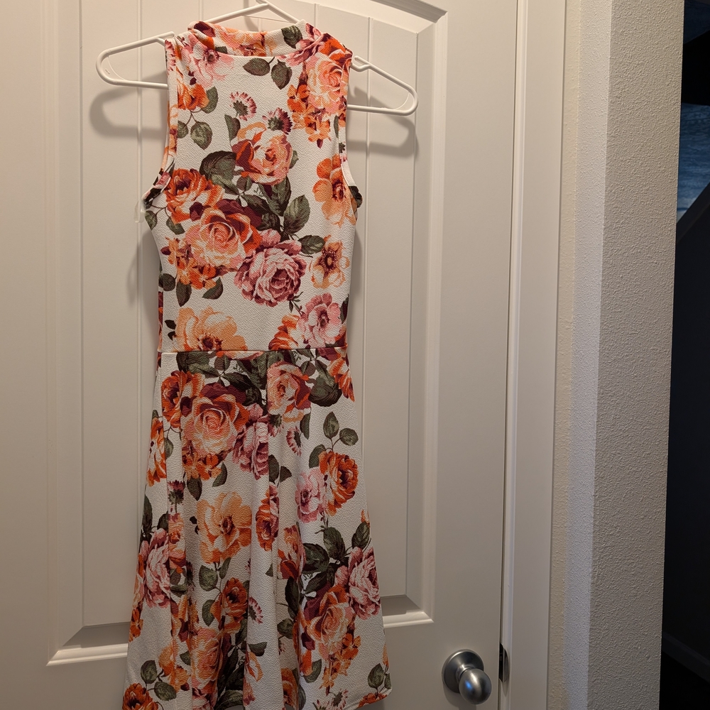 French Atmosphere Floral Midi Dress - Orange and Pink - Picture 5 of 6